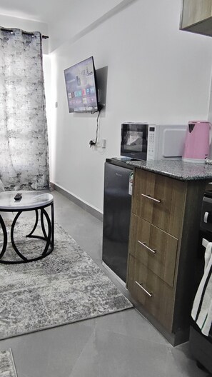 Interior - Premium furnished studio in Nairobi with rooftop fitness room (Nairobi)