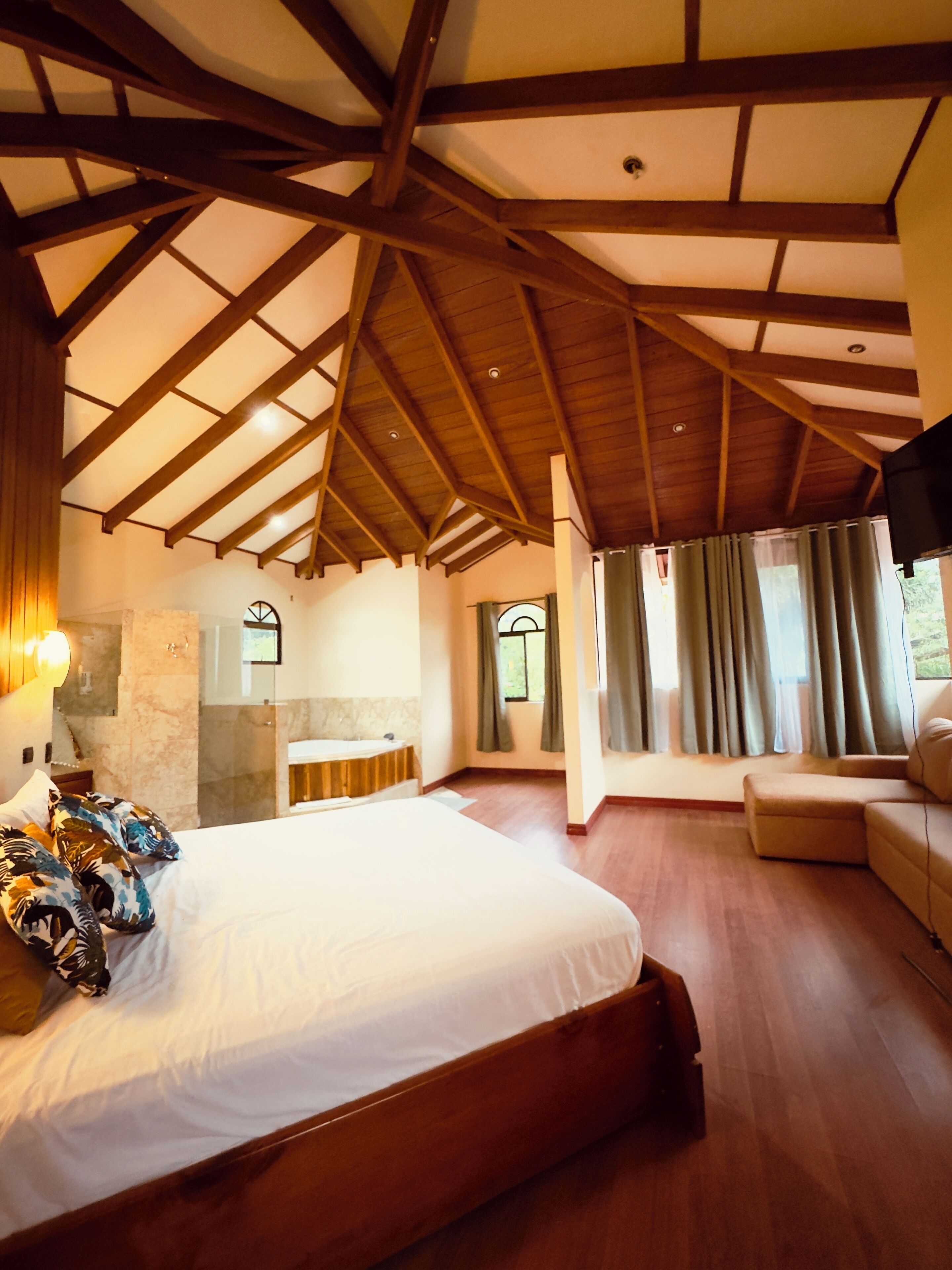 3 chambres, Wi-Fi gratuit, draps fournis