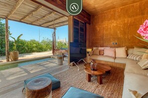 Smart TV - Stunning Two-bedroom Ocean View House - Mazul (Oaxaca)