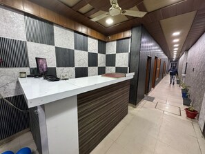 Reception - Hotel Natraj A Boutique Hotel (Haridwar)