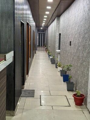 Lobby - Hotel Natraj A Boutique Hotel (Haridwar)