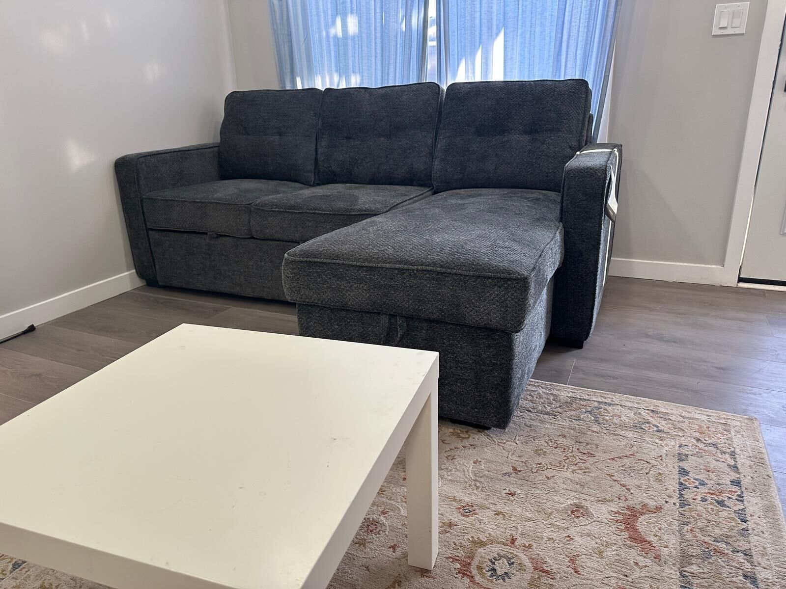 Sparkling Clean House. Welcome To Your Stylish Getaway! - Calgary