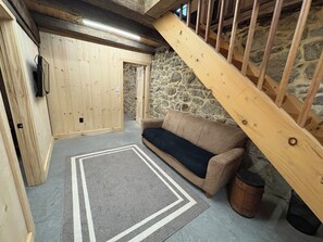 DVD player, table football - Spacious Barn House experience! (Lower Saucon Township)