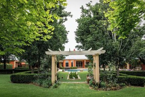 Exterior - One bedroom cottage in Dural (Arcadia)