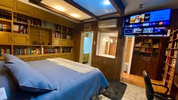 Strykjärn/strykbräda, wi-fi och sängkläder