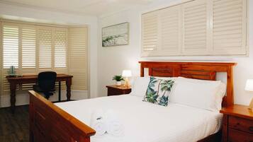 Fer et planche Ă repasser, Wi-Fi, draps fournis