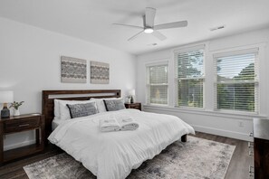 2 Schlafzimmer, Bügeleisen/Bügelbrett, kostenloses WLAN, Bettwäsche