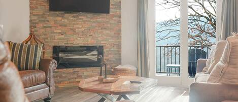 TV, fireplace, offices