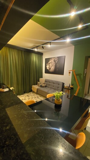 Interior - Apartment One Block from the Beach (Barra Velha)