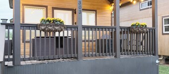 Rustic Lake Cabin #303 with Pool and Lake Access