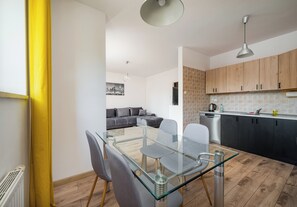 Dining - Bemowo Lotnisko Snug Apartment (Warszawa)
