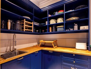 Fridge, microwave, oven, stovetop - The Blue Doors Gdańsk (Gdańsk)