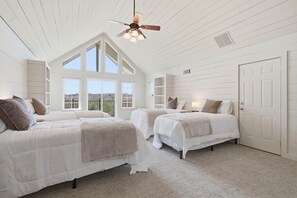 Strykejern/-brett, wi-fi og sengetøy