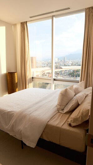 1 habitación, tabla de planchar con plancha, internet y ropa de cama 