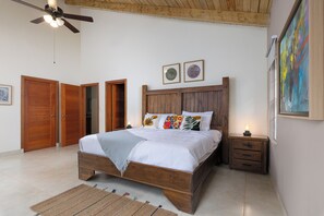 4 bedrooms, iron/ironing board, free WiFi, bed sheets - Wonderful and Artful 4-bedroom villa in Jarabacoa perfect for relaxing stays (Jarabacoa)