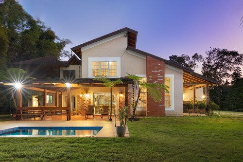 Wonderful and Artful 4-bedroom villa in Jarabacoa perfect for relaxing stays