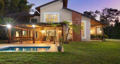 Wonderful and Artful 4-bedroom villa in Jarabacoa perfect for relaxing stays