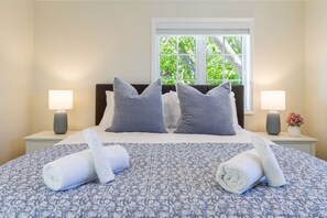 Room - Sydenham 2BR | New Build, Parking, Games Room (Christchurch)