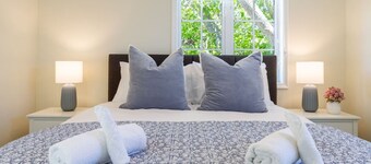 Sydenham 2BR | New Build, Parking, Games Room