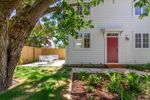 Terrace/patio - Sydenham 2BR | New Build, Parking, Games Room (Christchurch)