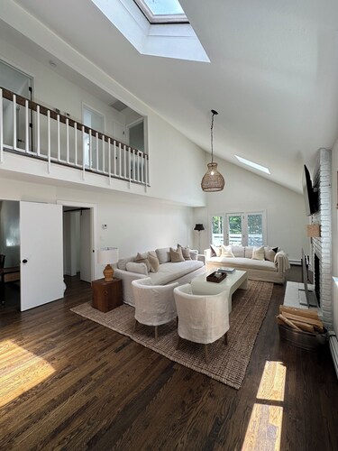 Charming Home in Sag Harbor w/ Salt Water Pool