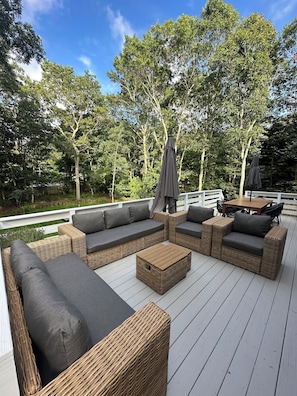 تناول الطعام بالخارج