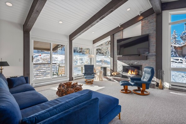 TV, fireplace - Enclave 313 | Ski-In/Ski-Out Condo w/Shared Pool/Hot Tub/Gym/WiFi (Snowmass Village)