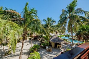 Property grounds - 1 BR Sol Suite | Sea and Pool Views (San Pedro)