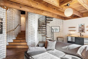 TV, fireplace, offices - One-of-a-Kind Mountain Home in Park City (Park City)