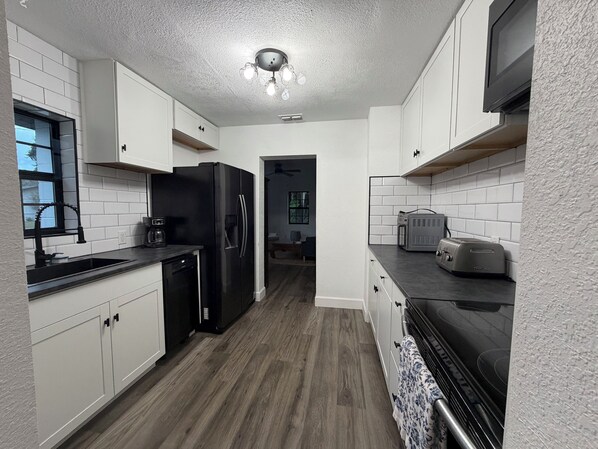 Microwave, oven, stovetop, dishwasher