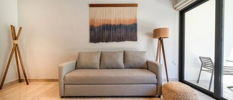 Luksusleilighet, bassengutsikt | Oppholdsområde