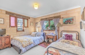 مكواة/لوح كي وملاءات أسرّة