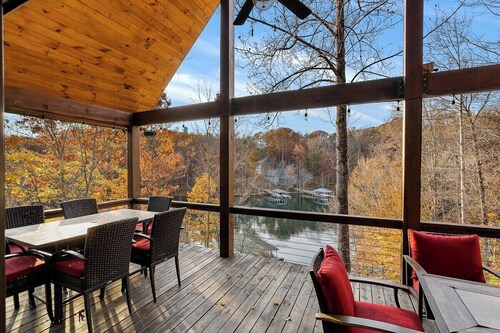 Lake Break on Lake Keowee