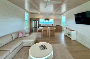 Unclassified image, 2 of 7, button - A serene 2-bedroom retreat where laid-back island luxury meets tranquil beauty (Great Guana Cay)