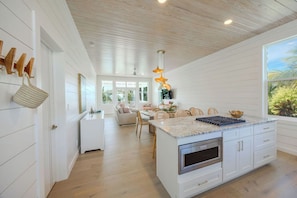 Fridge, microwave, oven, stovetop - Serene 2-BR, 2-Bath Kalopsia Seaside Villa on Great Guana Cay, Abaco, Bahamas (Great Guana Cay)