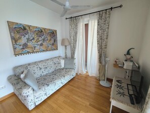 智能电视、打印机