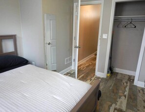 Bügeleisen/Bügelbrett, WLAN, Bettwäsche