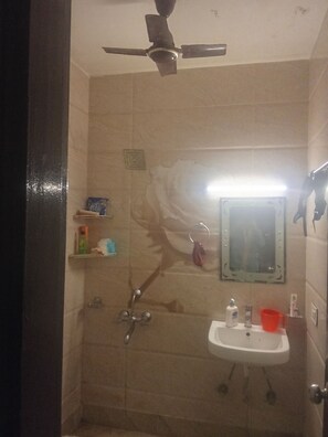 Towels, soap, toilet paper