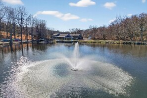 Apartment | 1 bedroom - Bright Studio Retreat w Deck Nature Views (Monroe)