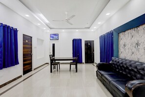 로비 좌석 공간