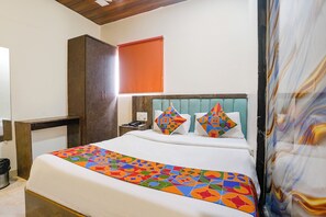 Deluxe Room | Egyptian cotton sheets, premium bedding, in-room safe, free WiFi - Fabhotel B Town (Mumbai)