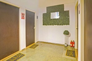 Lobby - Fabhotel Charvi Reemz (Anjuna)