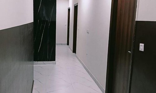 Fabhotel Vedika