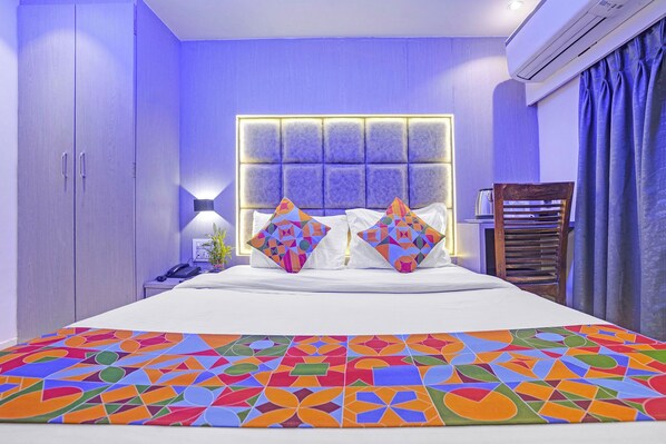 Egyptian cotton sheets, premium bedding, in-room safe, free WiFi - Fabhotel Sunrise Residency Sakinaka (Mumbai)