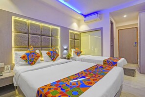 Egyptian cotton sheets, premium bedding, in-room safe, free WiFi - Fabhotel Sunrise Residency Sakinaka (Mumbai)