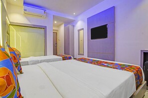 Egyptian cotton sheets, premium bedding, in-room safe, free WiFi - Fabhotel Sunrise Residency Sakinaka (Mumbai)