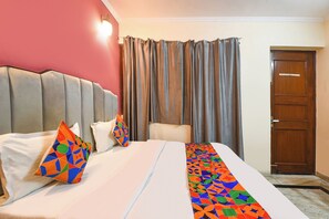 Lakens van Egyptisch katoen, luxe beddengoed, een kluis op de kamer