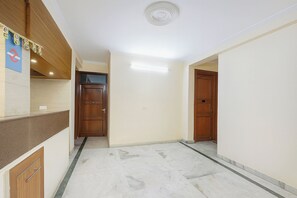 Lobby - Fabhotel Uk House Residency (Gurugram)