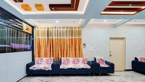 Ảnh chưa phân loại, 3 trong số 32 ảnh, nút