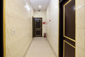 Lobby - Fabhotel Kalka Residency (New Delhi)